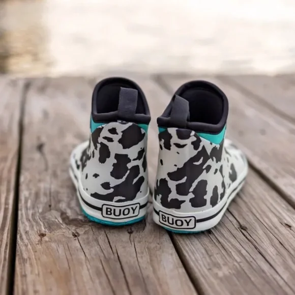 BUOY BOOTS Kids Cow Print Buoy Boots - Picture 3 of 4